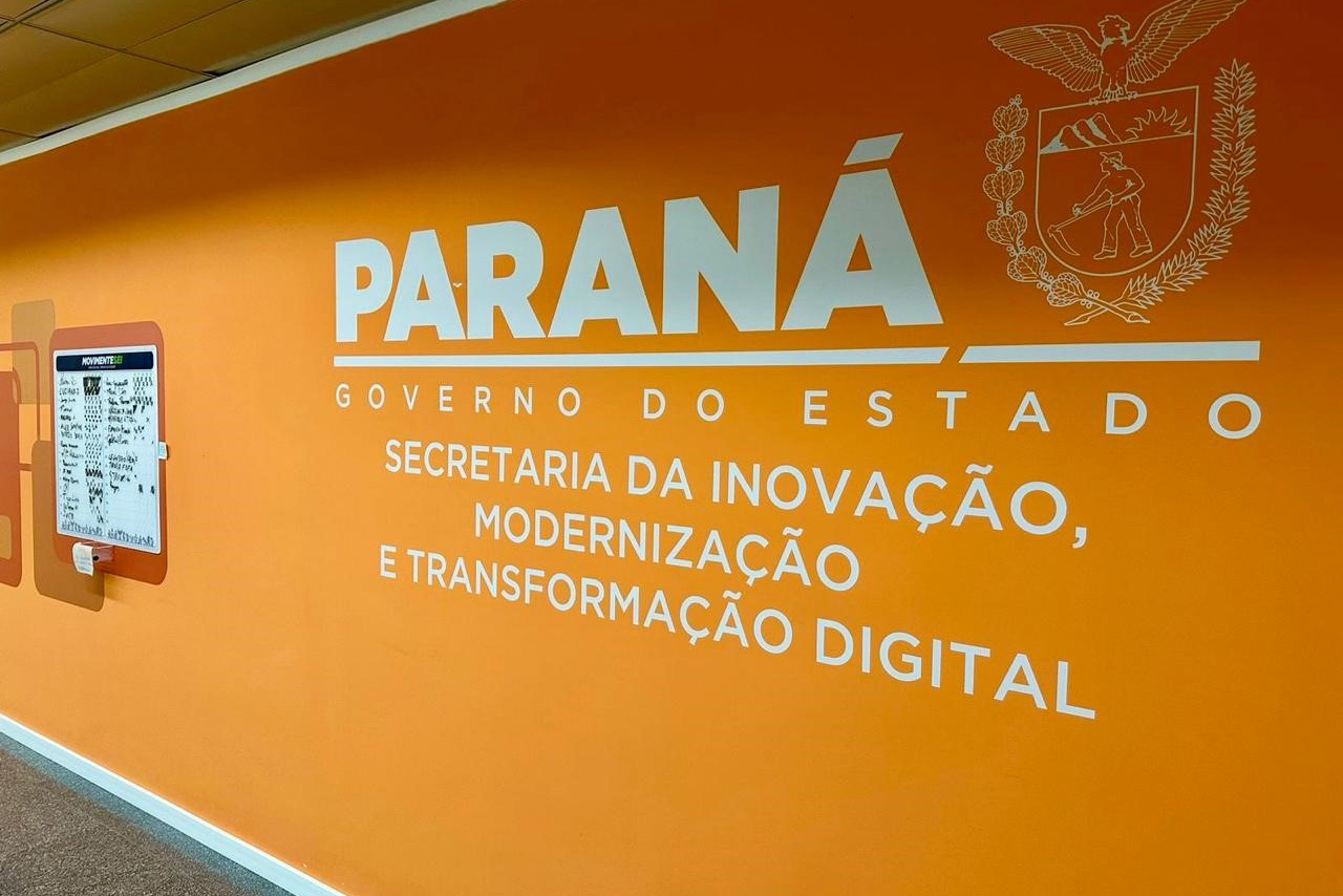 
		Vaga de diretor especialista em IA avança para última etapa